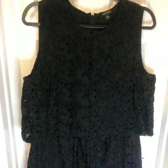Venus all black romper size 12 - Picture 16 of 16